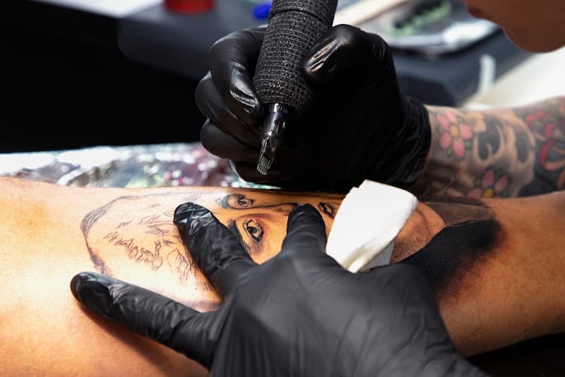 Tat Cat Tattoo Studio