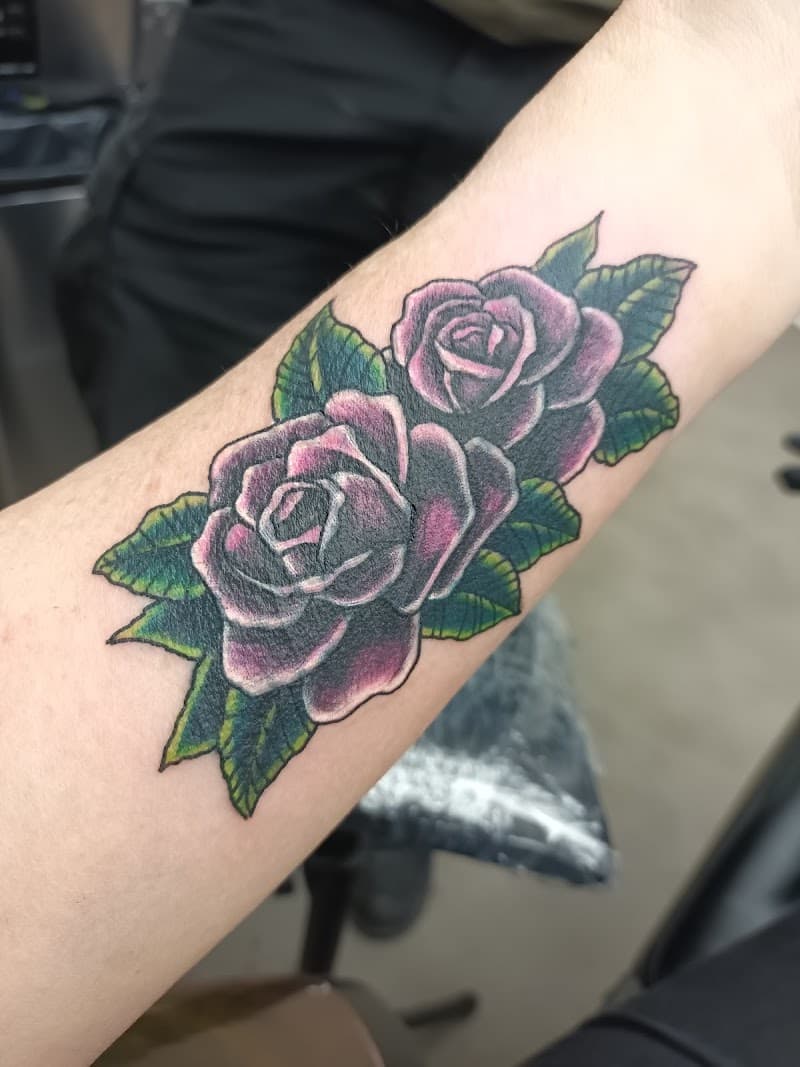 Yes It Hurts! Tattoo & Piercing