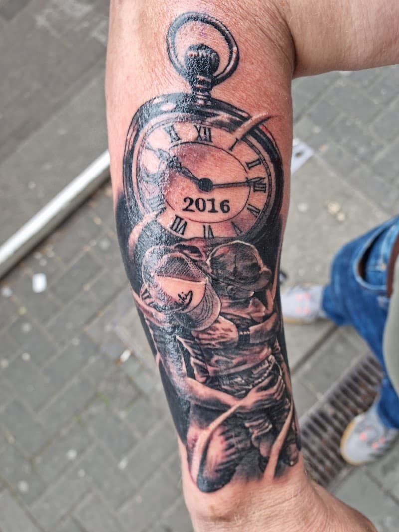 Glorious Art Tattoo Studio