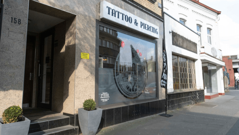 Los Nachos Tattoo und Piercing Studio