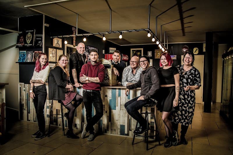 Josche Tattoo en piercing