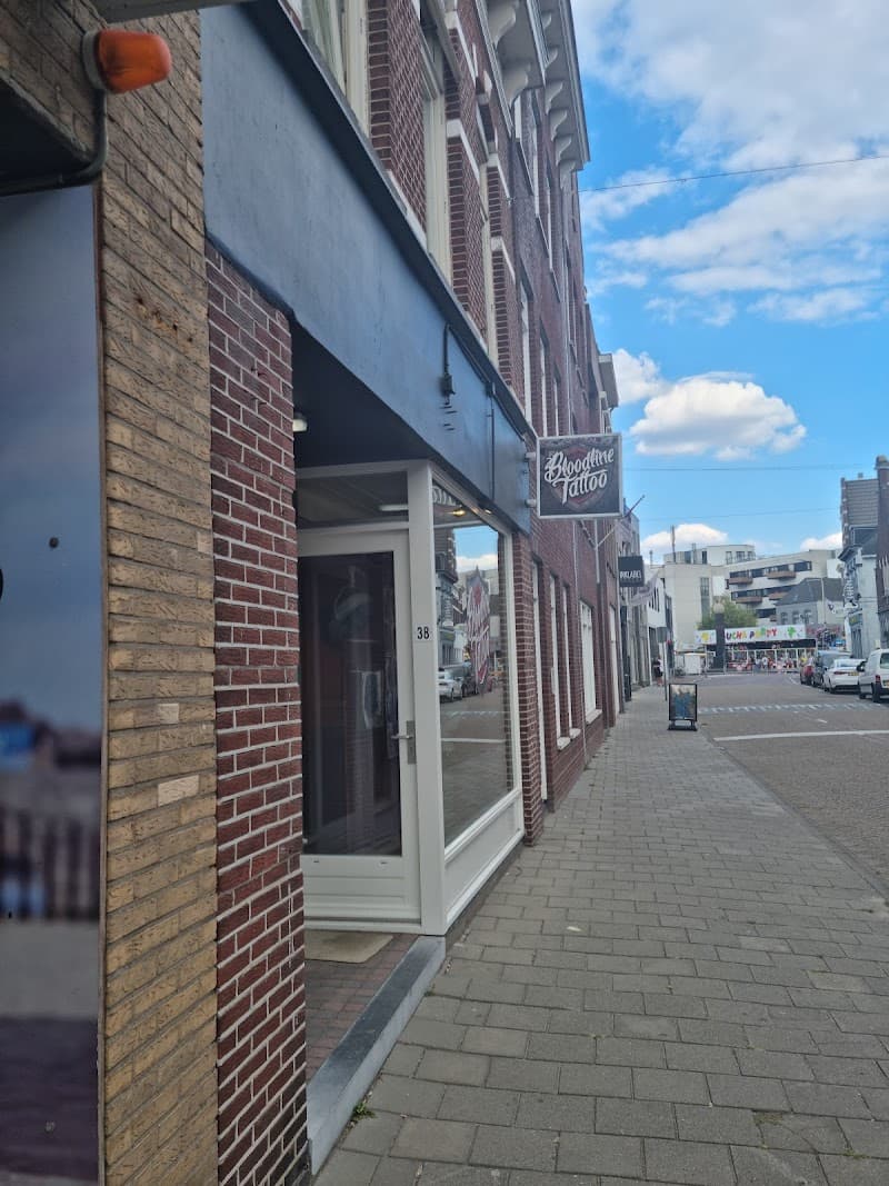 Bloodline Tattoo & Piercing