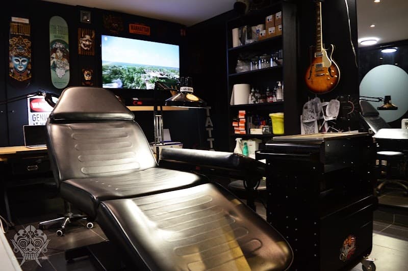 BUTCH ROSCA TATTOO STUDIO - ANZEGEM