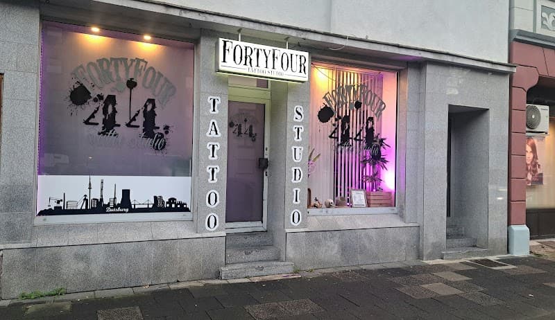 44 Tattoo Studio
