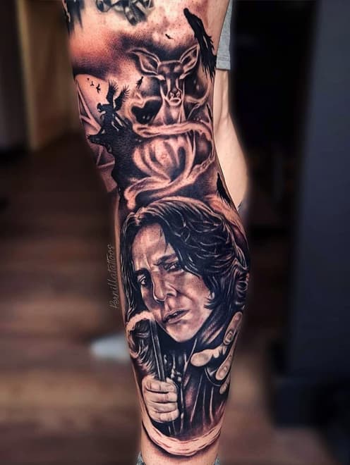 Realistisch portret van Severus Sneep met een Patronus hert en Dementors.