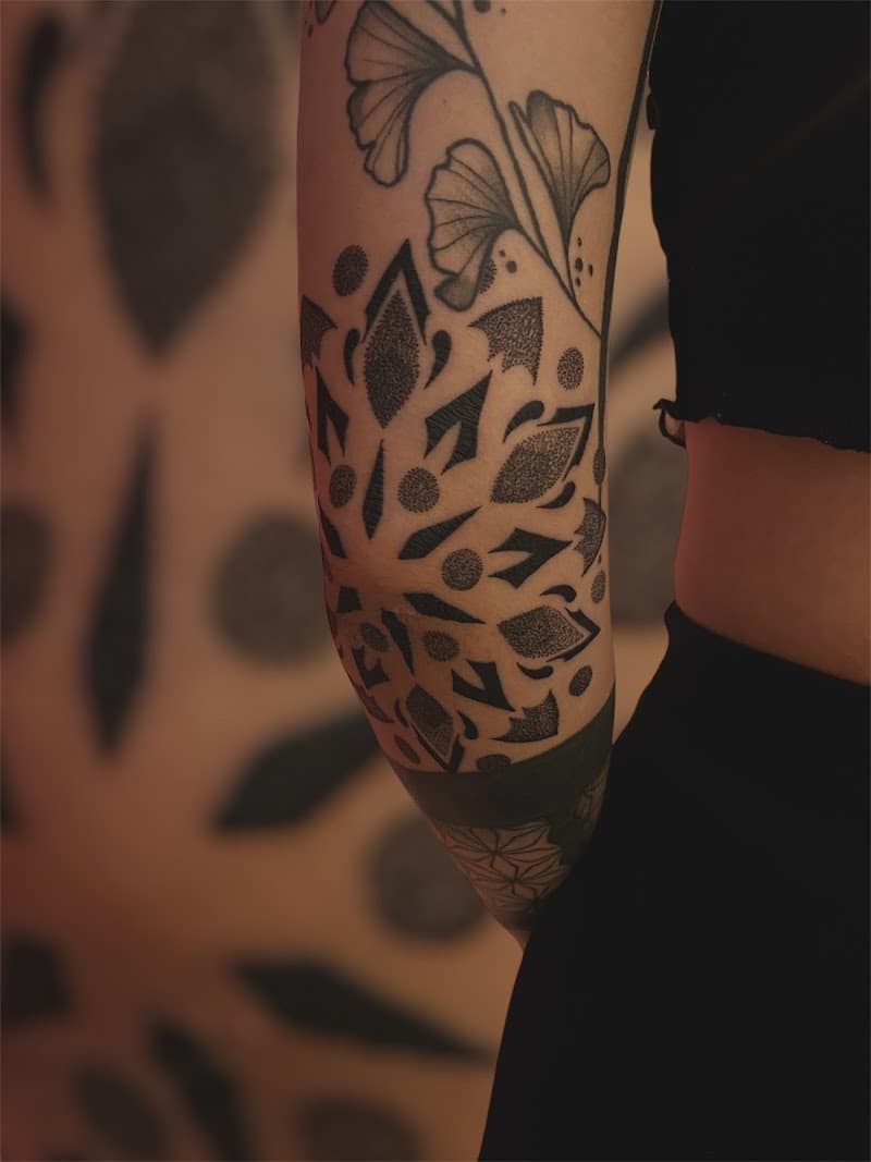 Les Dix Noirs - Tattoo & Piercing