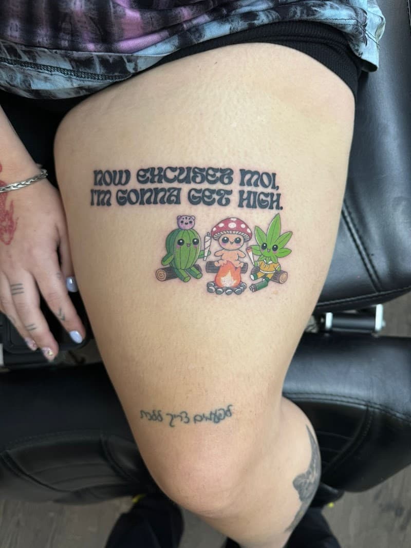 Cartoon cactus, paddenstoel en wietblad bij kampvuur met tekst.