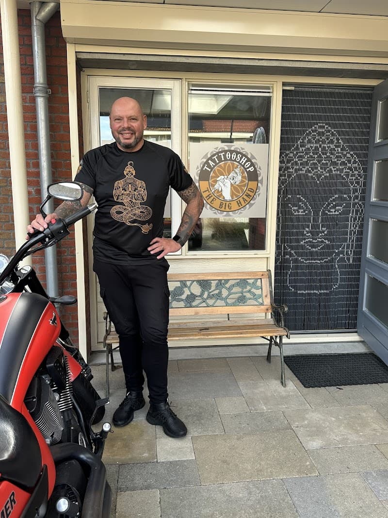 The Big Hand Tattooshop