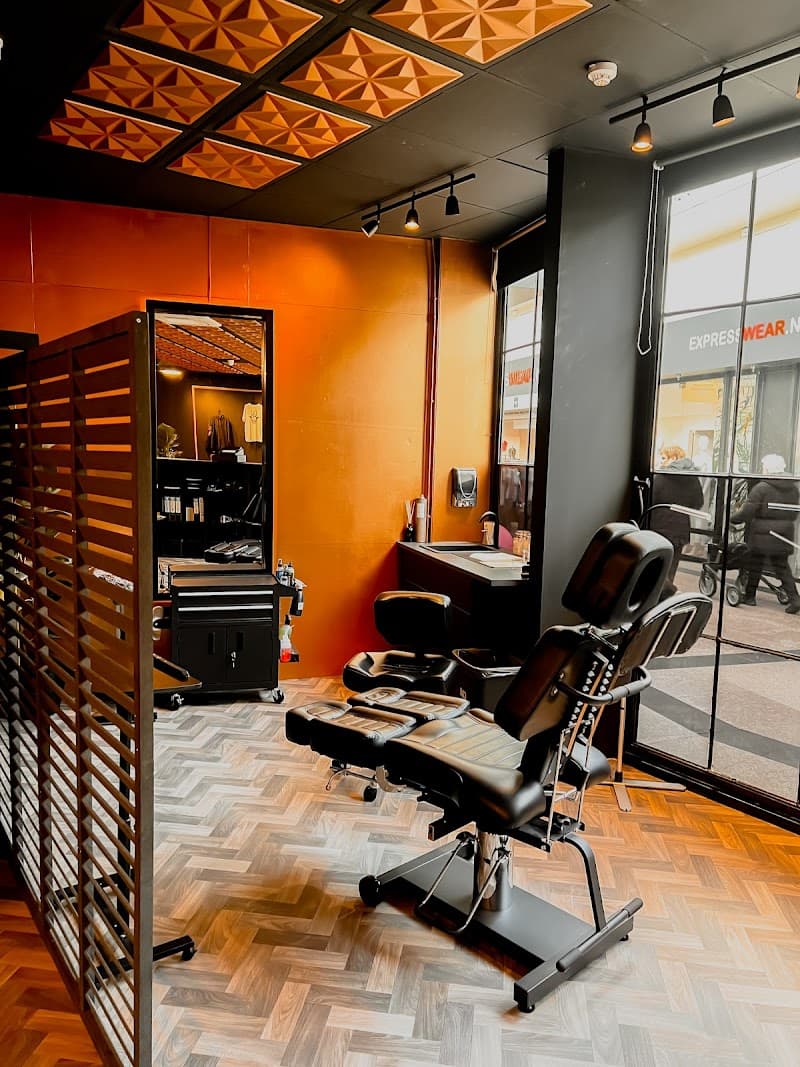 Orphic Ink Tattoo Studio