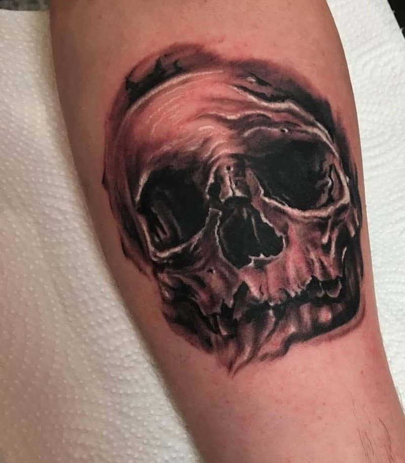 Serbest Tattoo & Piercing